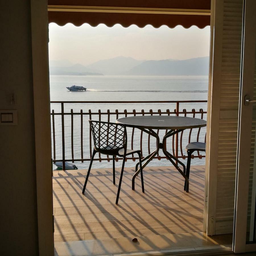 Bellavista Eremitaggio Lägenhet Torri Del Benaco Exteriör bild